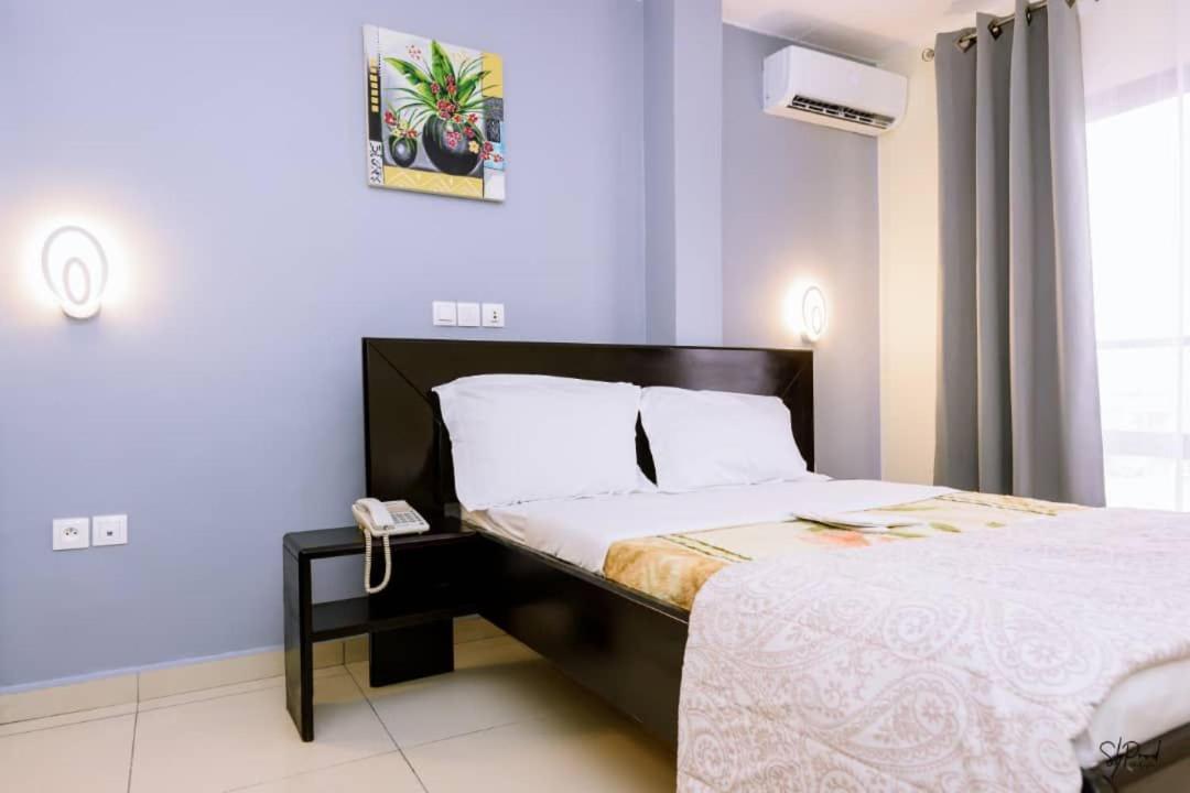 Serena Hotel Douala Exterior foto